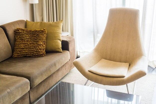 Tips on How to Match Accent Chairs with Sofa