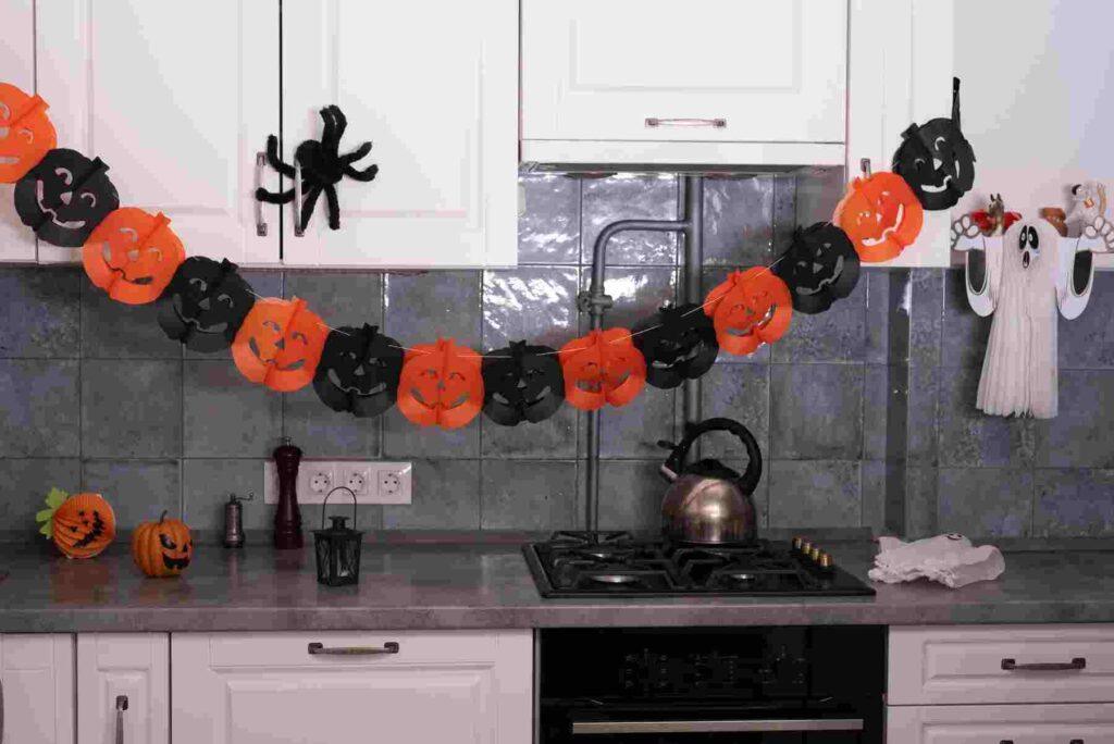 How to Decorate Kitchen Counters Without Clutter